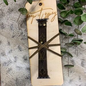 LV KEEP IT GYPSY APPLE WATCH Band Size‎ 38/40mm - NWT